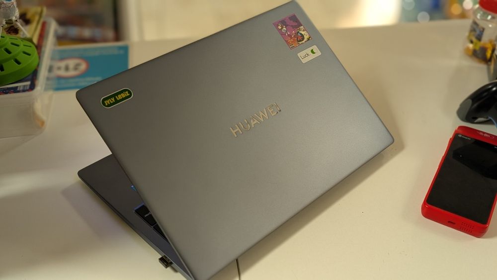 Ноутбук Huawei Mate book D16