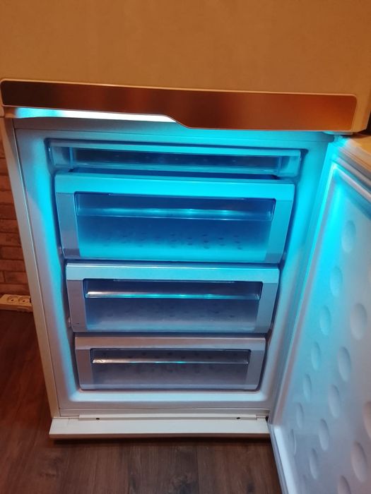 Холодильник в отличном состоянии