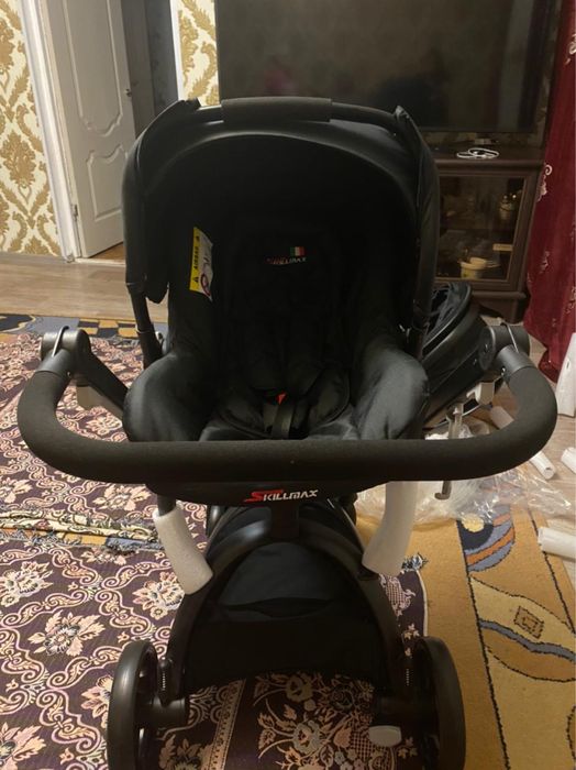 Срочно продам коляску Skillmax