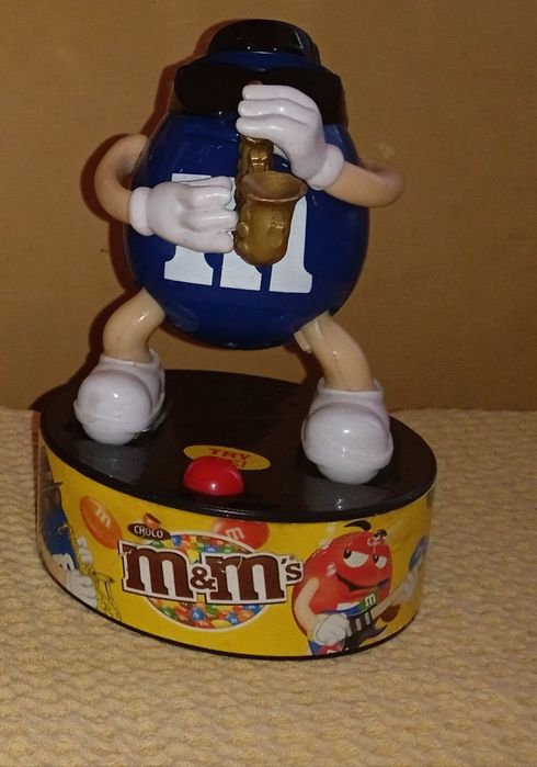 Игрушка коллекционная пластмасса M and Ms (эм-энд-эмс)..