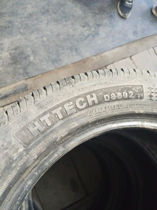 Продам летнию резину.