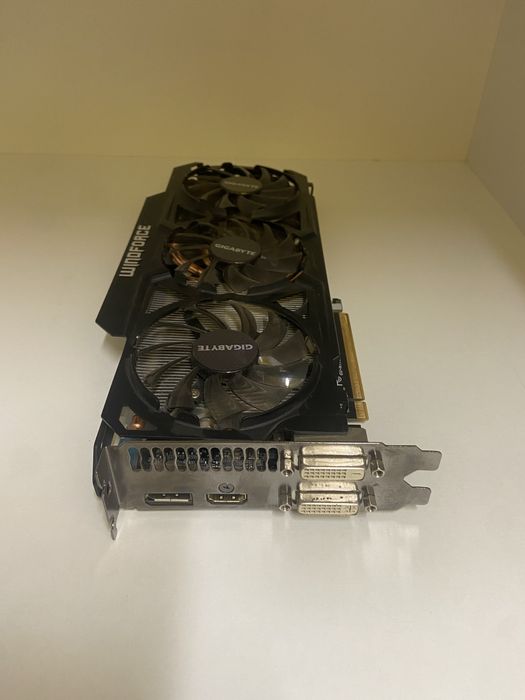GTX 770 4Gb 256 bit Gigabyte WINDFORCE