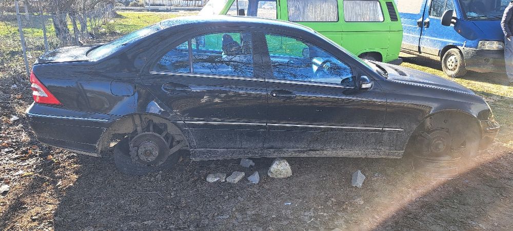 Двигател  за  Мерцедес  C 180