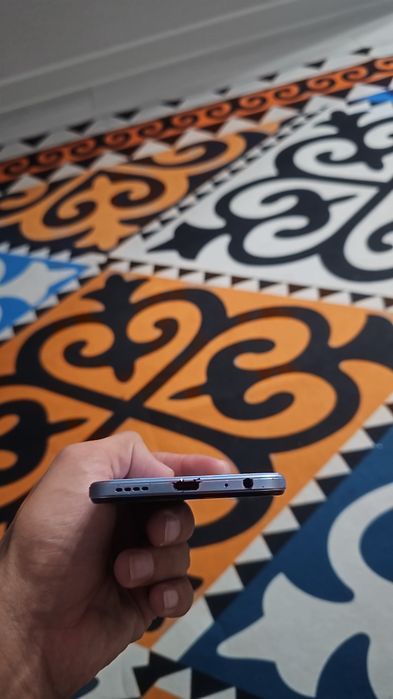 Vivo Y33s телефон