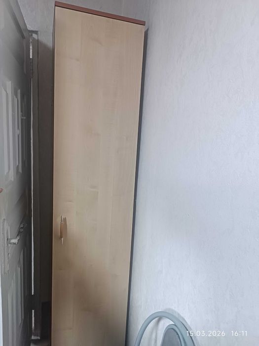 Шкаф  плательный