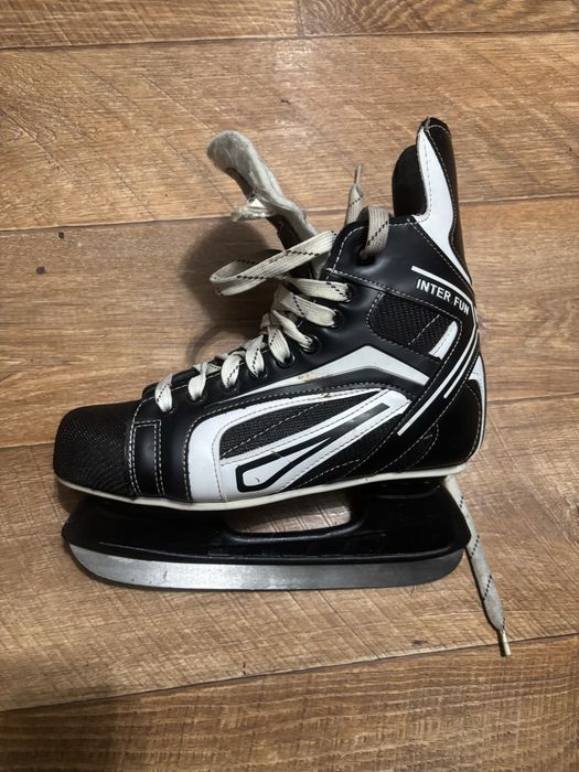 Коньки б/у 39 размера