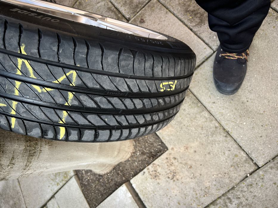 Roti de vara si iarna Doua seturi 205/55/R17 .Mega oferta.Urgent !!!