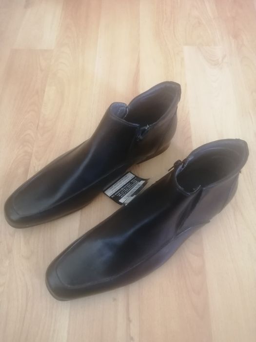 Нови  обувки, номер 41.и 44 номер