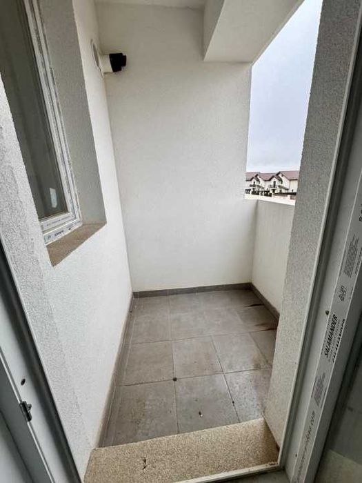 Garsoniera cartier Militari Residence - mutare imediata!!