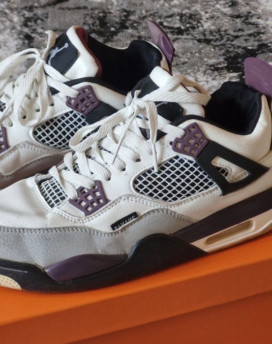 Nike Air Jordan 4