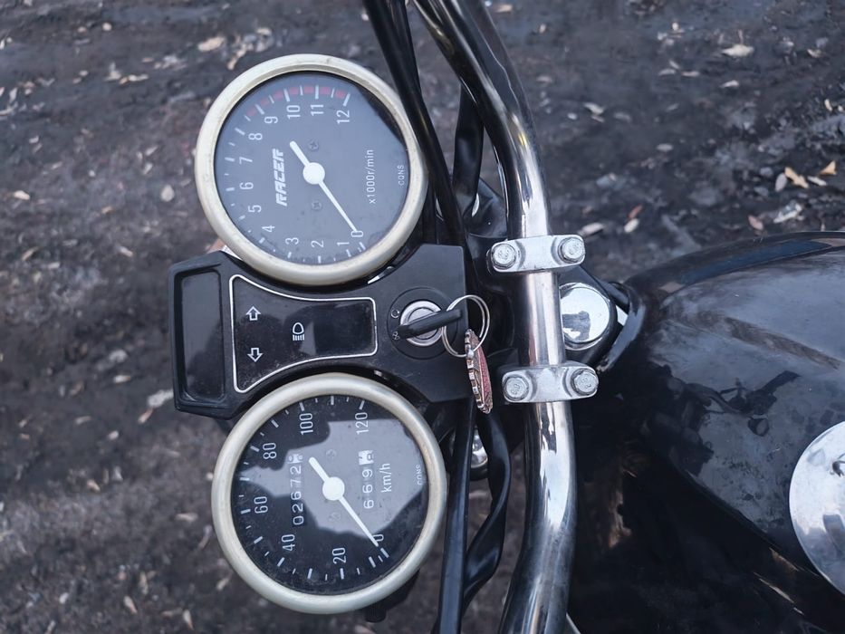 Продаётся мотоцикл Рейсер 110