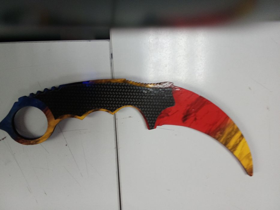 Продам керамбит из дерева