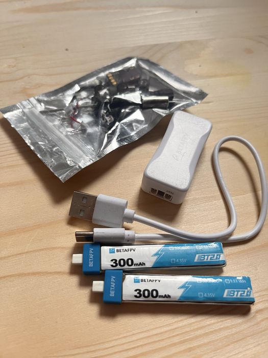 Vand drona Cetus(BetaFPV) full box. !! Citiți cu atentie descrierea !!