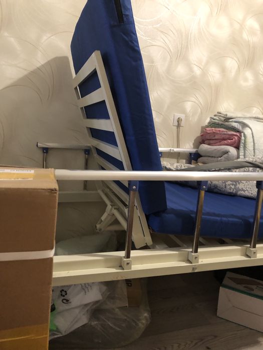 Инвалидная кровать, только на ватцап