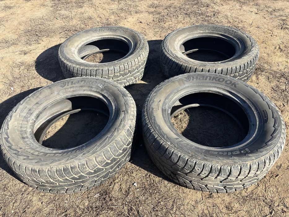 Шины для джипа . Комплект . Шины