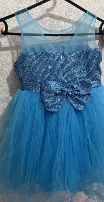 Продам платье для девочки 12000 тенге