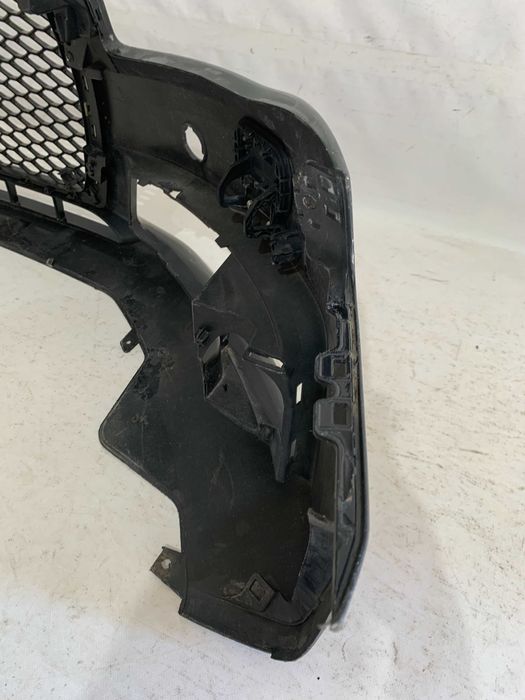 Bara fata Audi A4 B8 2008 - 2012 cod origine 8K0807437A cu grila