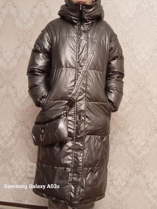 Продам зимние куртку