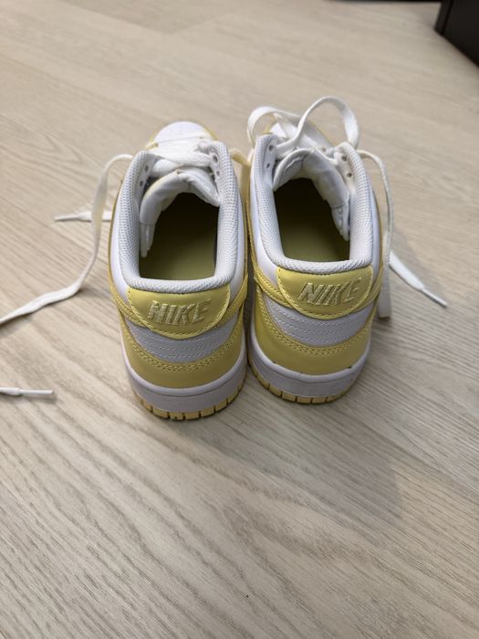 Nike Dunk Galbeni