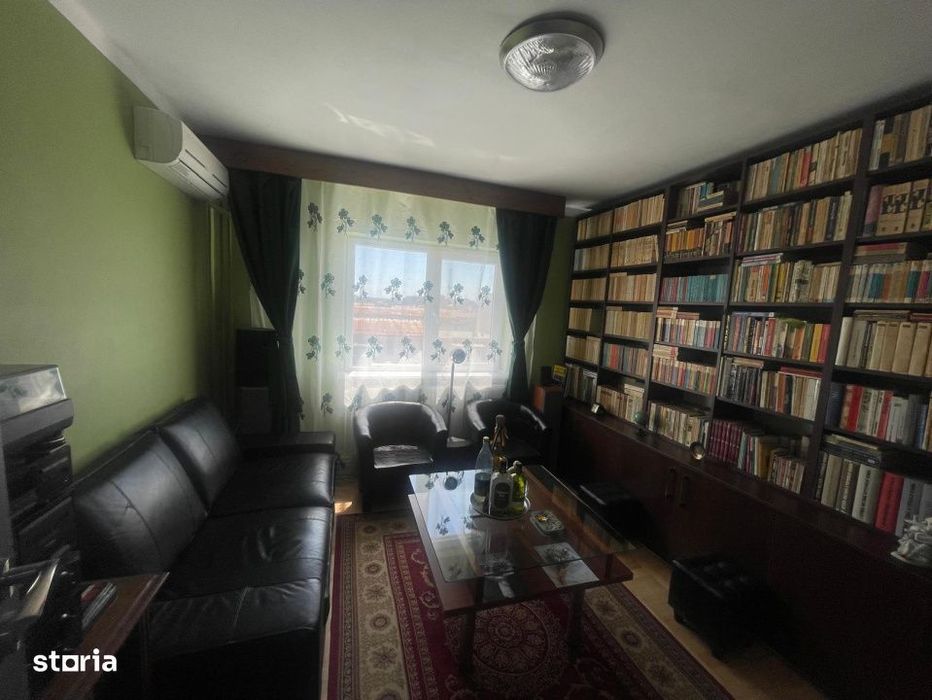 Apartament 4 camere, 89.88 mp, trilateral, 2 bai, zona Craiovita Prome