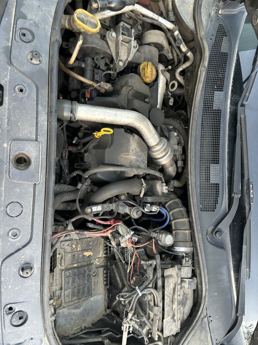 Dezmembrez renault megane 2 2008 1.5 dci