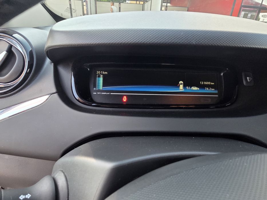 Renault zoe 41кв електрически