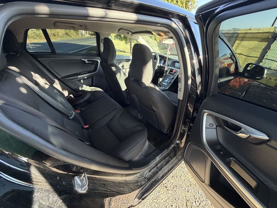 Volvo V60 D2 2.0 tdi 2016 254.000 km reali