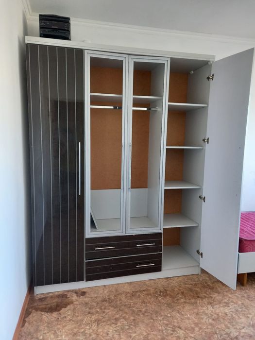 Продаётся спальни гарнитур