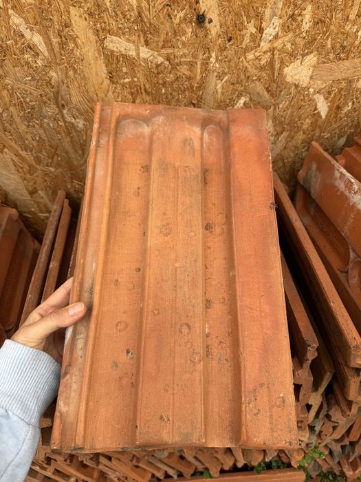 Vând țiglă Muschong