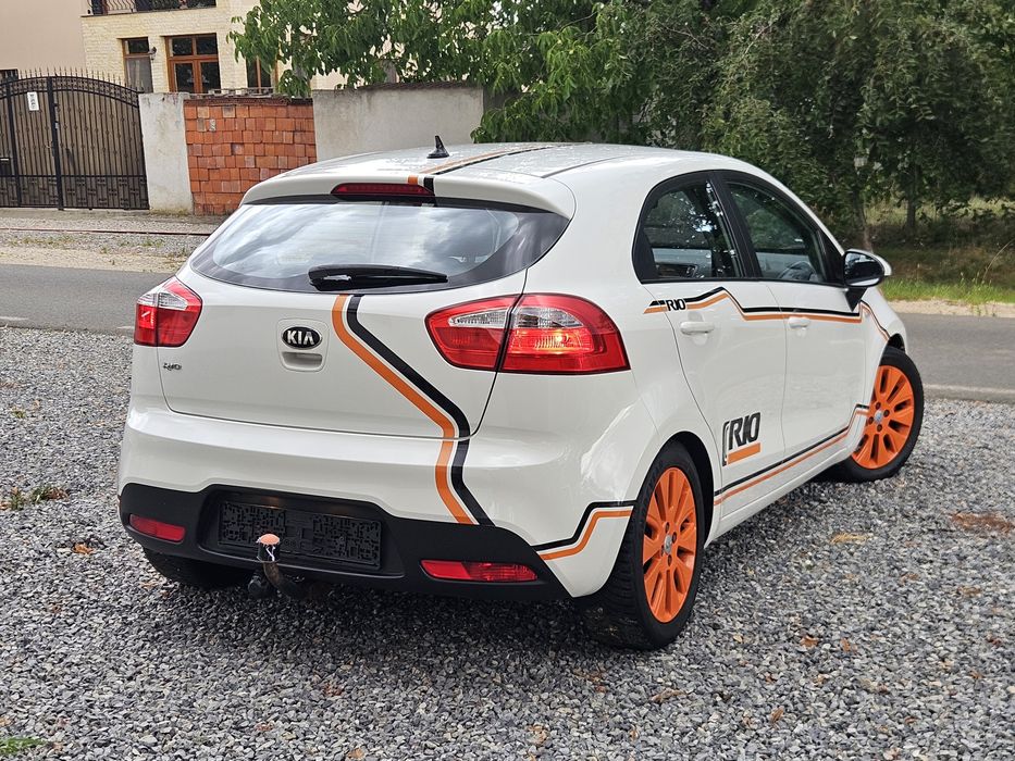 KIA Rio 2013 — imagine 3