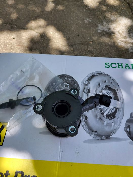 Помпа за съединител OPEL VECTRA C - чисто нова