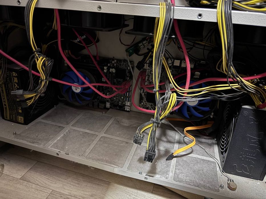 Майнинг корпус BigCryptone 6gpu в сборе
