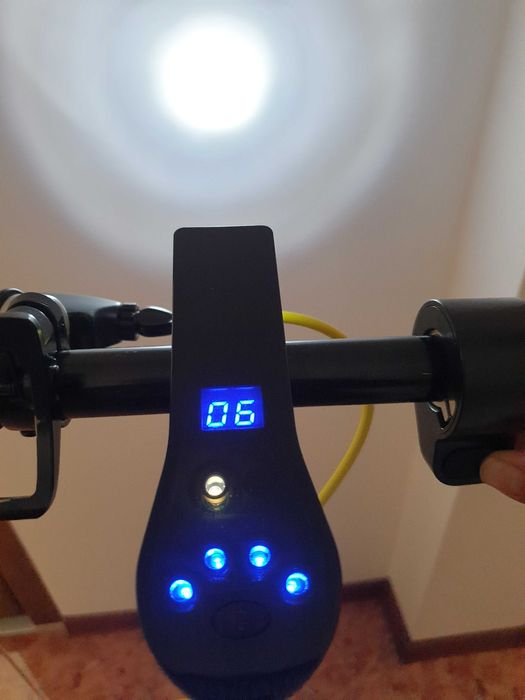 Vand Trotineta electrica LEXGO R9X Pro