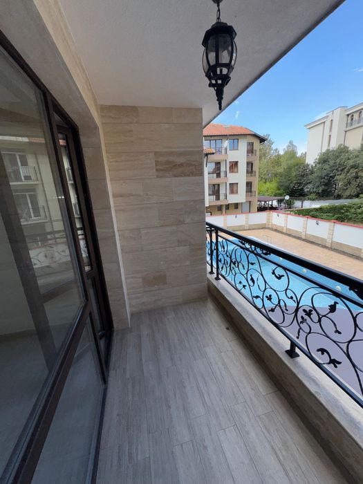 Продава се Едностаен апартамент в к.к. Слънчев бряг - 37 кв.м за 1800 €/кв.м - Снимка #2