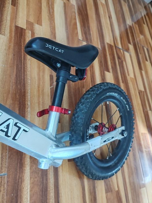 Беговел JETCAT 12 Sport AIR PRO Silver