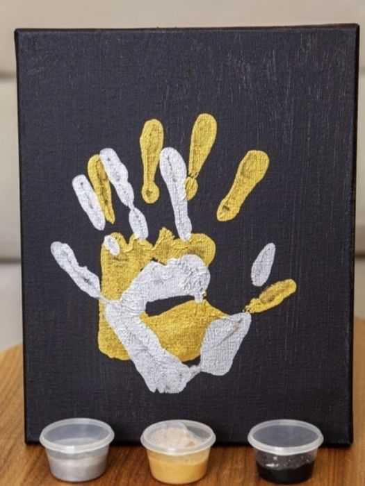 Холст черный на картоне