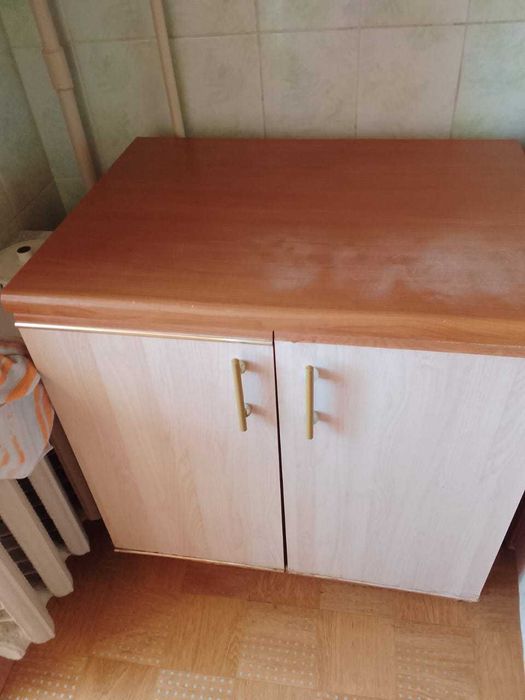 Продам кухонный шкаф