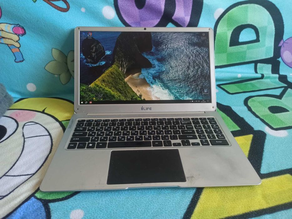 Full HD ноутбук / новый SSD 240GB / хорошая батарея – 7ч.