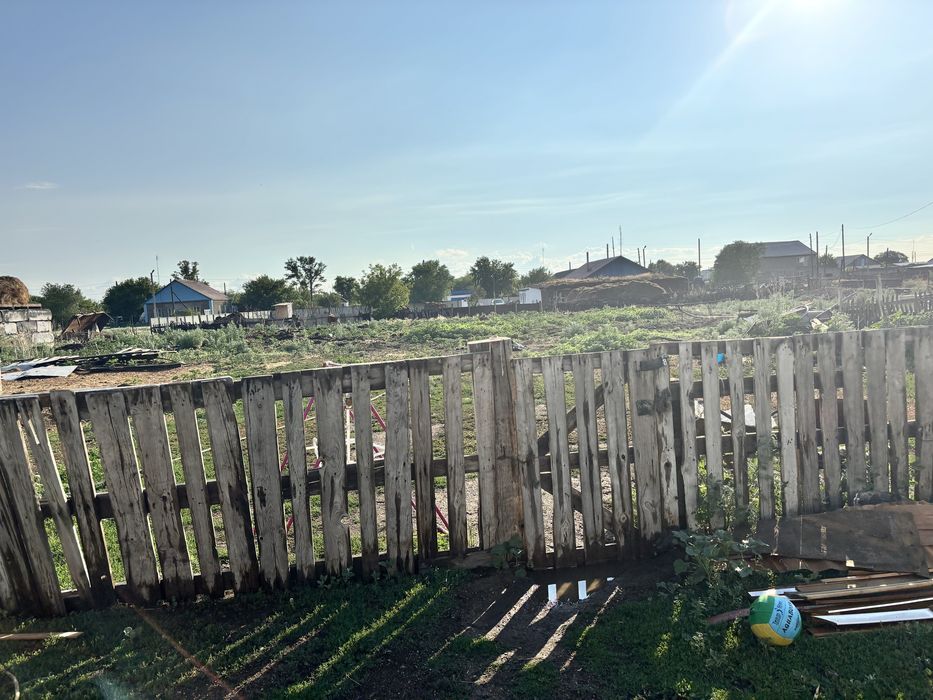 Продам дом в поселке Ботакара