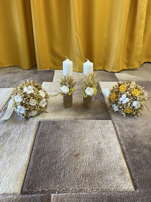 Buchete și accesorii din flori uscate