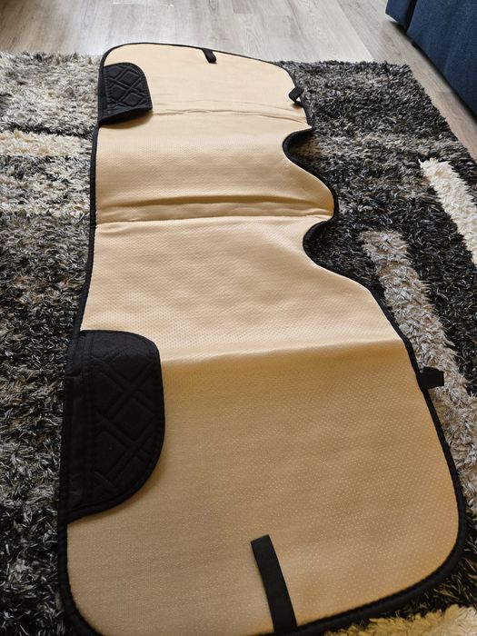 Husa bancheta mașină