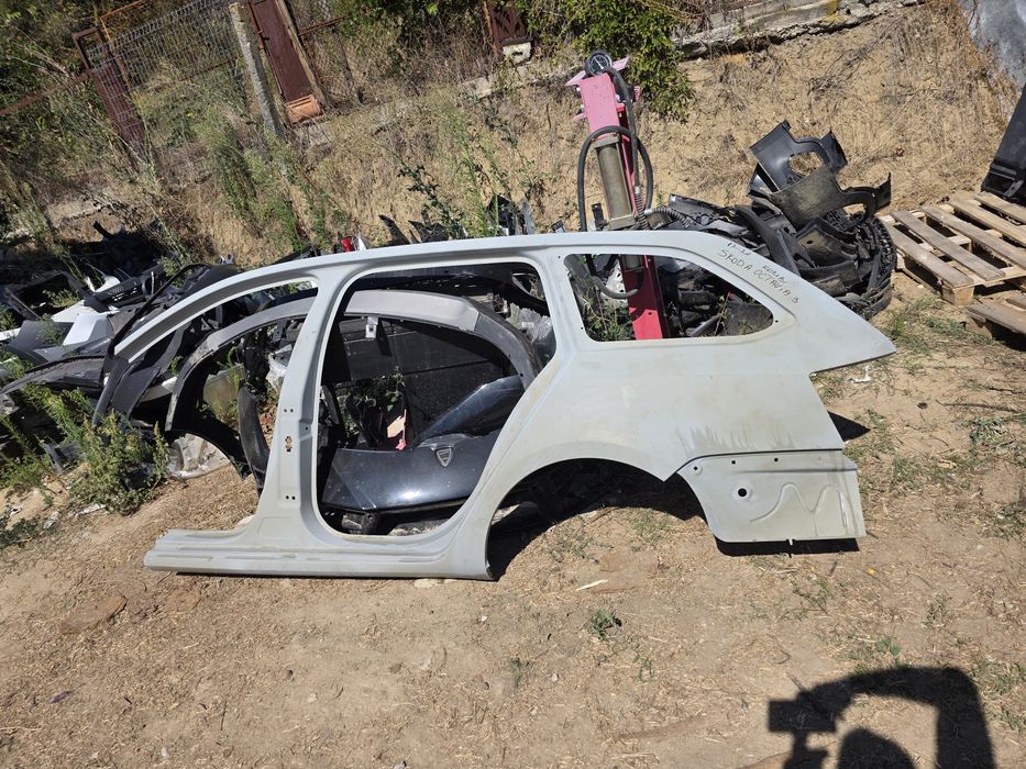 Skoda Octavia 3 kombi 12-20 заден ляв калник панел праг коланка