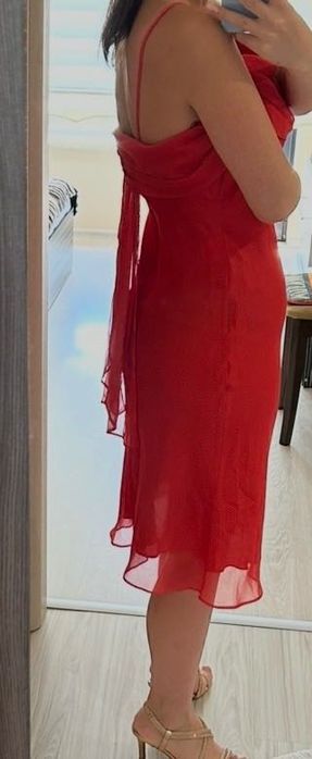 Елегантна рокля MONTEGO