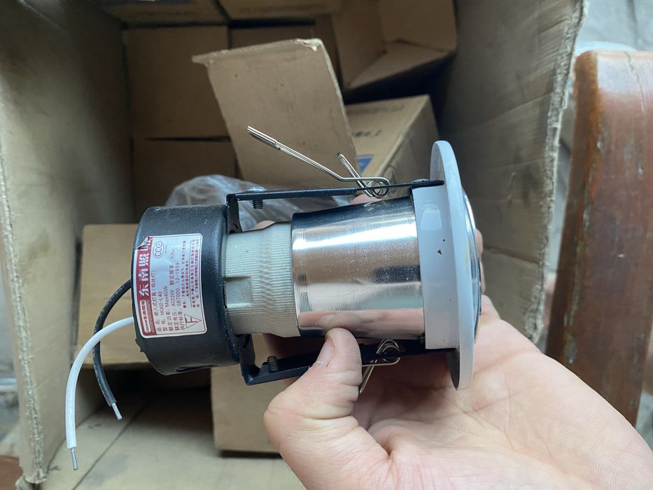 Продам споты для дома