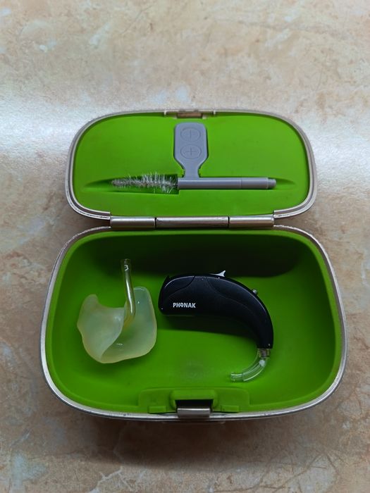 Продавам слухово апаратче