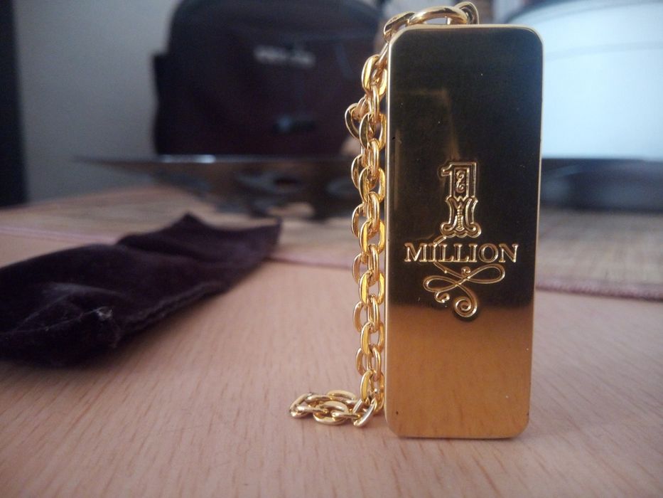 Vând lingou Paco Rabanne 1Milion