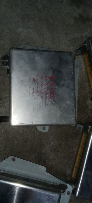 Ауди 2.6 компьютера. блоки управления.