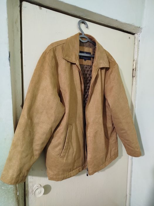 Продам замшевые и кожаные куртки.