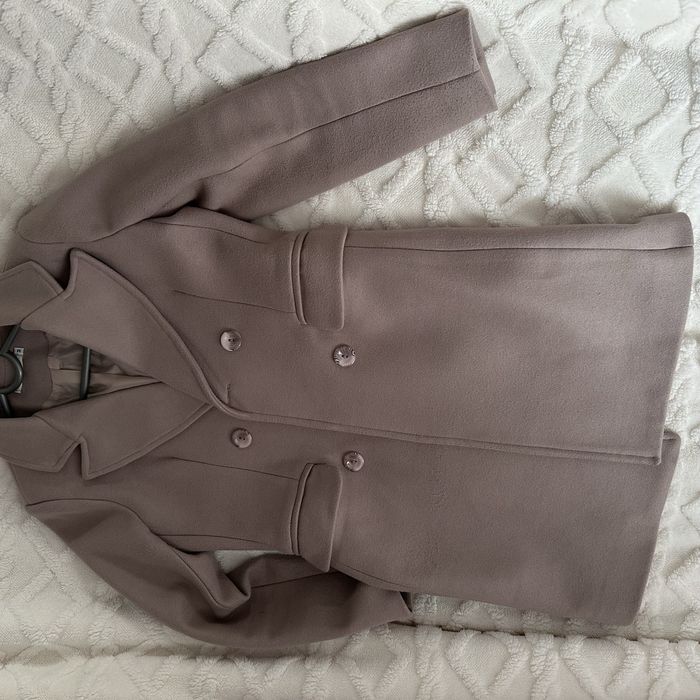 Продам пальто демисезонное