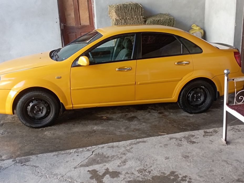 Лассетти сотилади